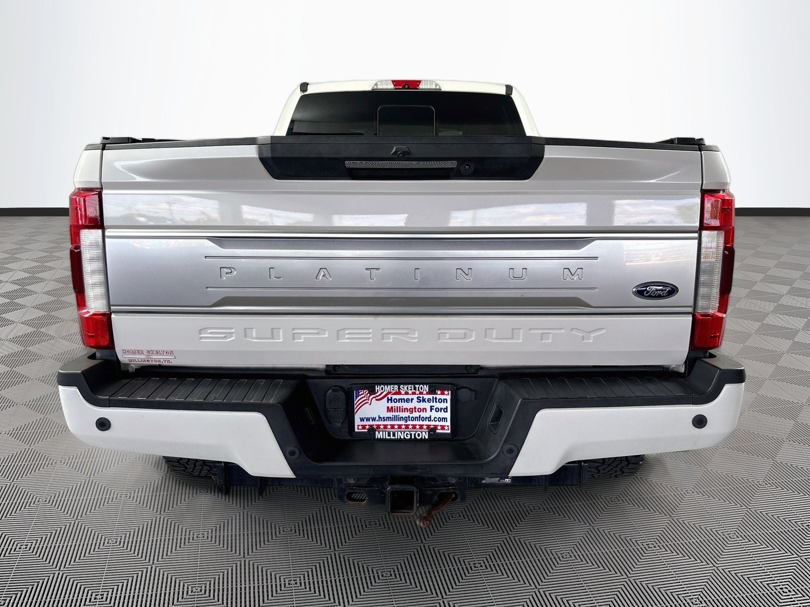 Used 2019 Ford F250 Platinum w/ Platinum Ultimate Package AWD/4WD image 6