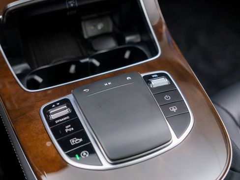Used 2023 Mercedes-Benz E 450 4MATIC Sedan image 29