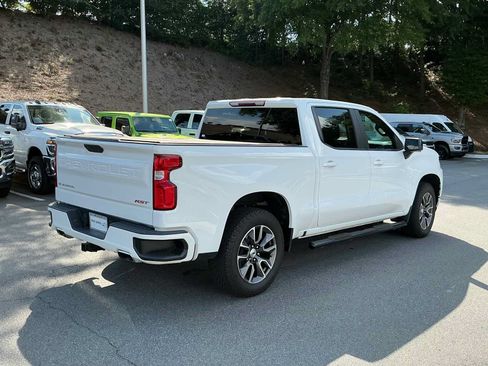 Used 2021 Chevrolet Silverado 1500 RST w/ Z71 Off-Road Package AWD/4WD image 5