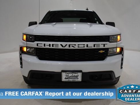 Used 2021 Chevrolet Silverado 1500 Custom w/ Safety Confidence Package image 2