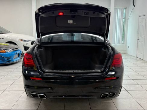 Used 2015 BMW 750i RWD image 19