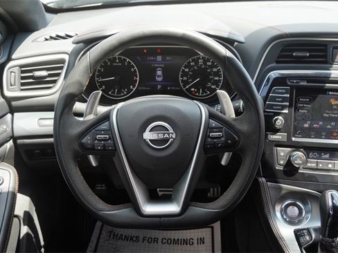 Used 2023 Nissan Maxima SR w/ Sport Mat Group image 16