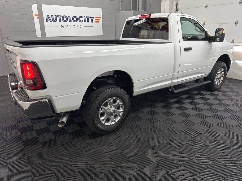 Used 2025 RAM 2500 Tradesman AWD/4WD image 10