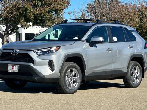 New 2025 Toyota RAV4 XLE image 7