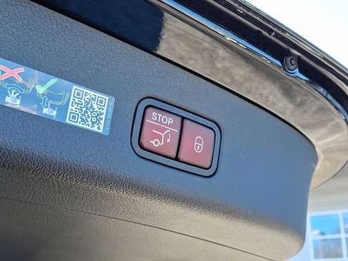 New 2026 Mercedes-Benz GLC 300 4MATIC image 22