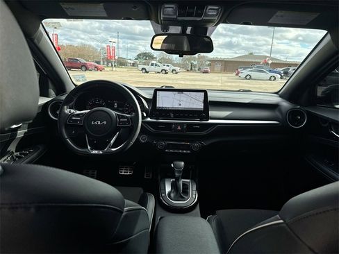 Used 2024 Kia Forte GT-Line w/ GT-Line Premium Package image 30