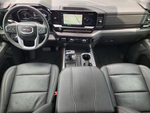 Used 2024 GMC Sierra 1500 SLT AWD/4WD image 8