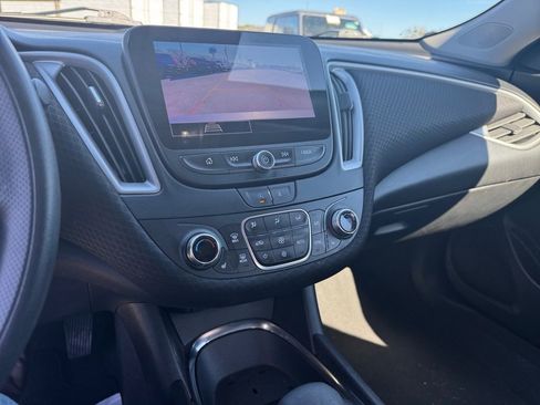 Used 2024 Chevrolet Malibu LT image 31