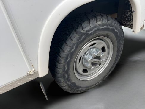 Used 2020 Ford F250 XL w/ Power Equipment Group image 8