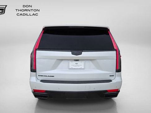 Used 2023 Cadillac Escalade Sport w/ Touring Package AWD/4WD image 4