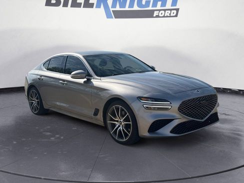 Used 2023 Genesis G70 2.0T RWD image 7