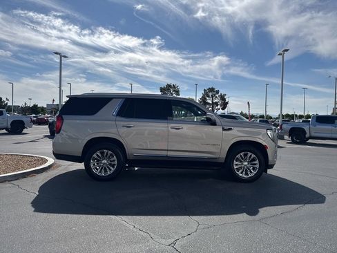 Used 2022 GMC Yukon SLT RWD image 5