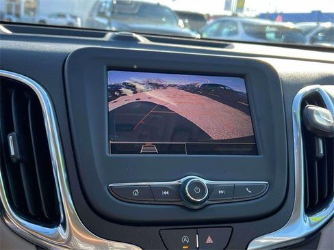 Certified 2024 Chevrolet Equinox LS image 29