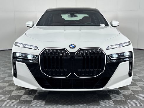 Used 2026 BMW 740i xDrive w/ Executive Package AWD/4WD image 6