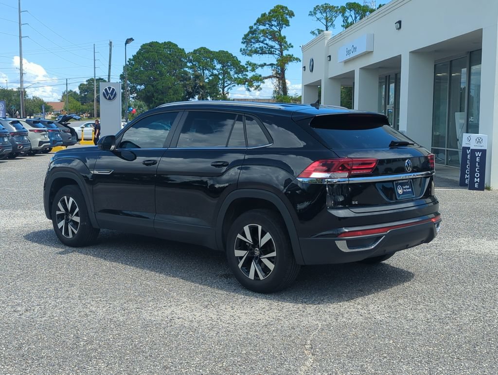 Used 2023 Volkswagen Atlas Cross Sport SE FWD image 5