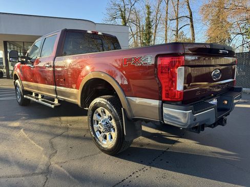Used 2017 Ford F350 Lariat w/ Tow Technology Bundle image 3