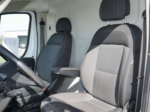Used 2017 RAM ProMaster 2500 image 16