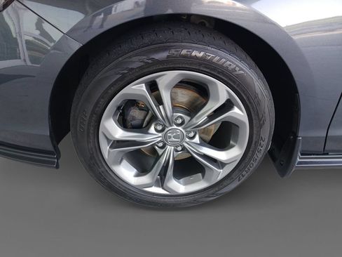Used 2023 Honda Accord EX image 15