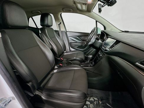 Used 2018 Buick Encore Preferred FWD image 8