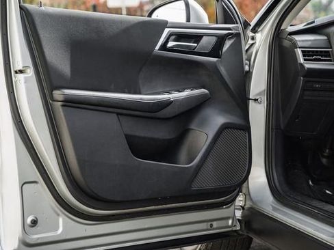 Used 2022 Mitsubishi Outlander ES image 33