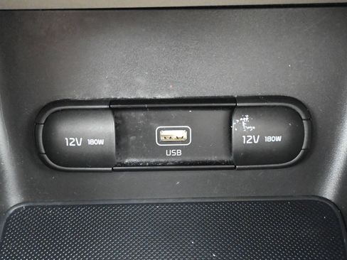 Used 2020 Kia Sportage LX FWD image 16