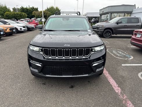 Used 2023 Jeep Grand Cherokee 4WD 4xe w/ Luxury Tech Group II image 2