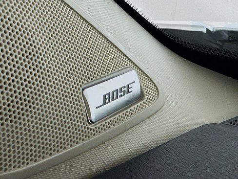 New 2025 Nissan Pathfinder Platinum w/ Cargo Package image 21