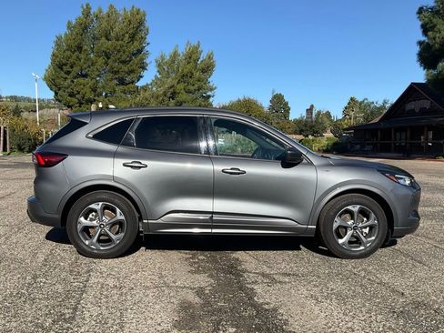 Used 2024 Ford Escape ST-Line w/ Tech Pack #1 image 7