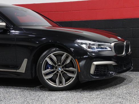 Used 2017 BMW M760i xDrive image 3
