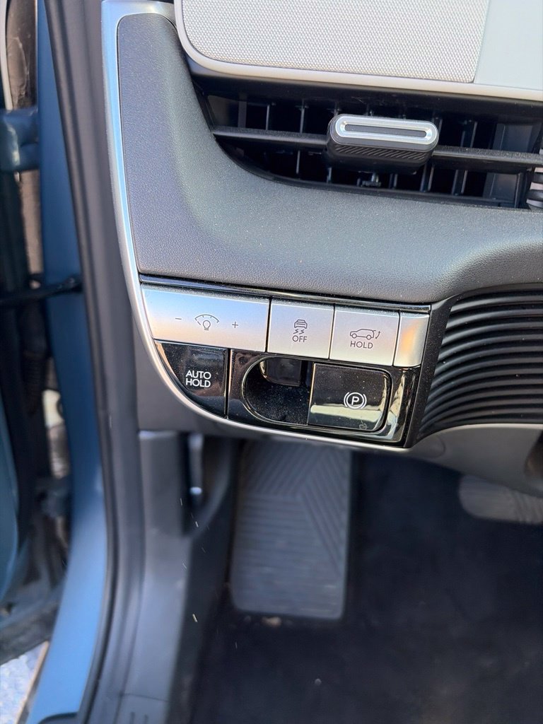 Used 2023 Hyundai Ioniq 5 SEL AWD/4WD image 13