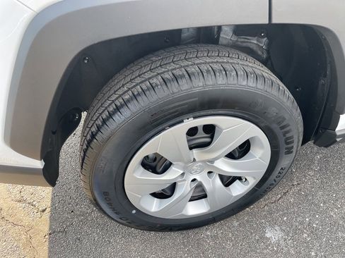 Used 2024 Toyota RAV4 LE image 11