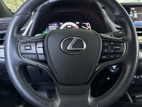 Used 2021 Lexus ES 300h w/ Premium Package image 22