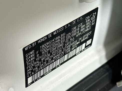 Used 2025 Honda HR-V Sport image 12