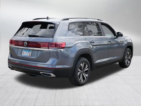 Used 2025 Volkswagen Atlas SE AWD/4WD image 7