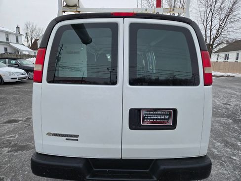 Used 2013 Chevrolet Express 3500 Extended image 7