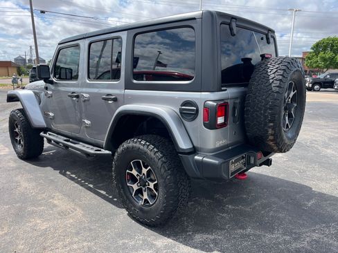Used 2019 Jeep Wrangler Unlimited Rubicon AWD/4WD image 5