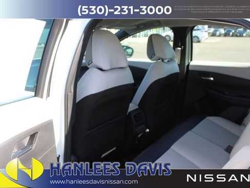 New 2026 Nissan Leaf Platinum+ w/ Cargo Package (Platinum+) image 18