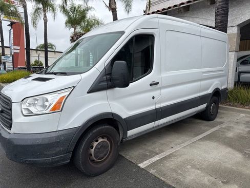 Used 2018 Ford Transit 250 148 Medium Roof RWD image 1