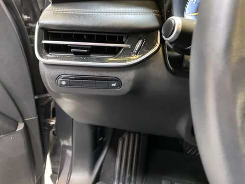 Used 2025 INFINITI QX60 Luxe image 37