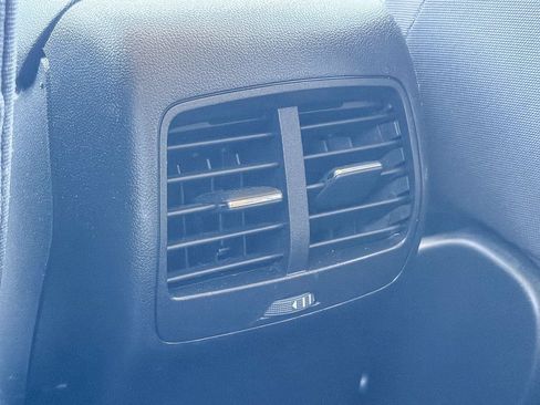 Used 2020 Ford Escape SE FWD image 21