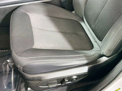 Used 2021 Jeep Grand Cherokee L Laredo w/ Luxury Tech Group I image 19