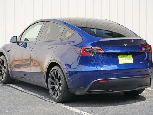 Used 2021 Tesla Model Y Long Range AWD/4WD image 49