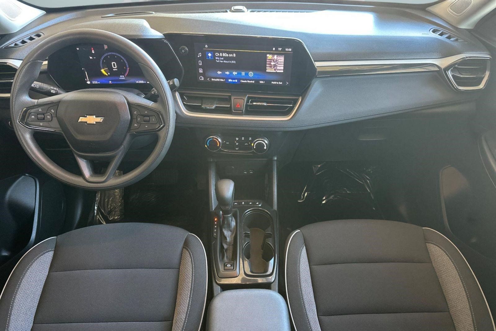 Used 2025 Chevrolet TrailBlazer LS w/ LS Convenience Package FWD image 25