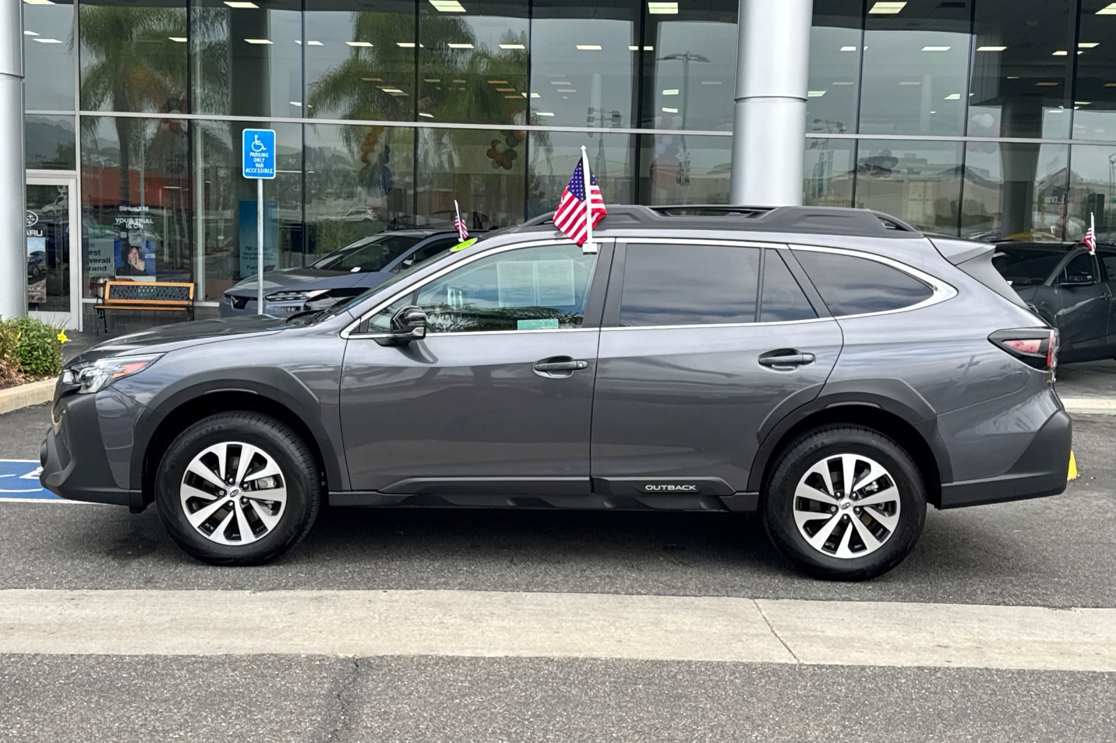 Certified 2025 Subaru Outback Premium AWD/4WD image 7