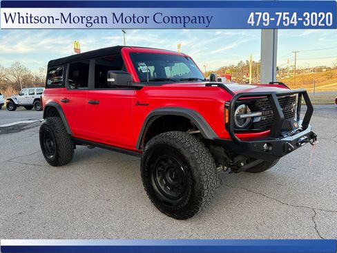 Used 2023 Ford Bronco Badlands w/ Sasquatch Package AWD/4WD image 6