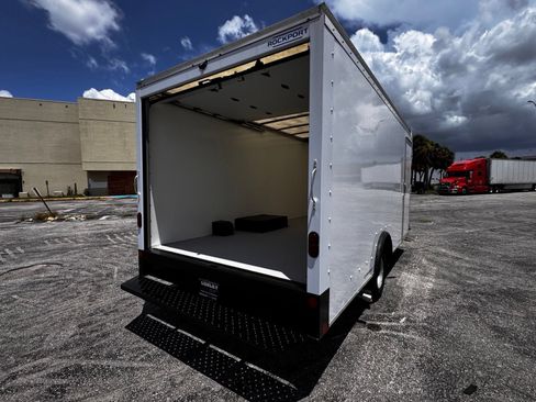 New 2025 GMC Savana 3500 Extended w/ Power Convenience Package RWD image 12
