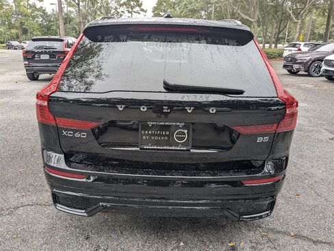 Used 2023 Volvo XC60 B5 Plus w/ Protection Package image 5
