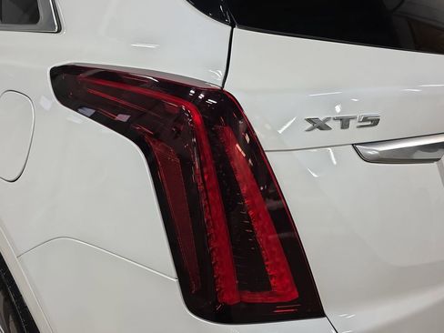 Used 2023 Cadillac XT5 Premium Luxury w/ Technology Package image 37
