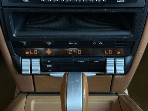 Used 2003 Porsche Cayenne S image 48