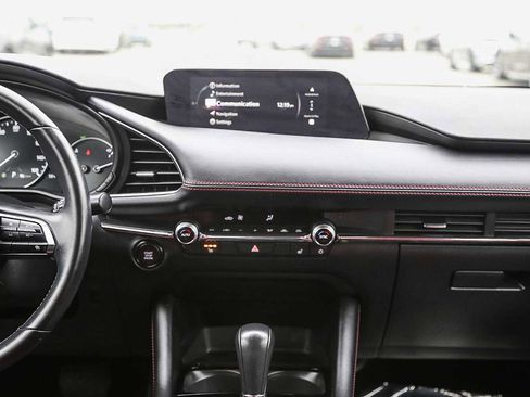 Used 2025 MAZDA MAZDA3 s image 12